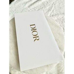 Dior white empty card holder ￼
